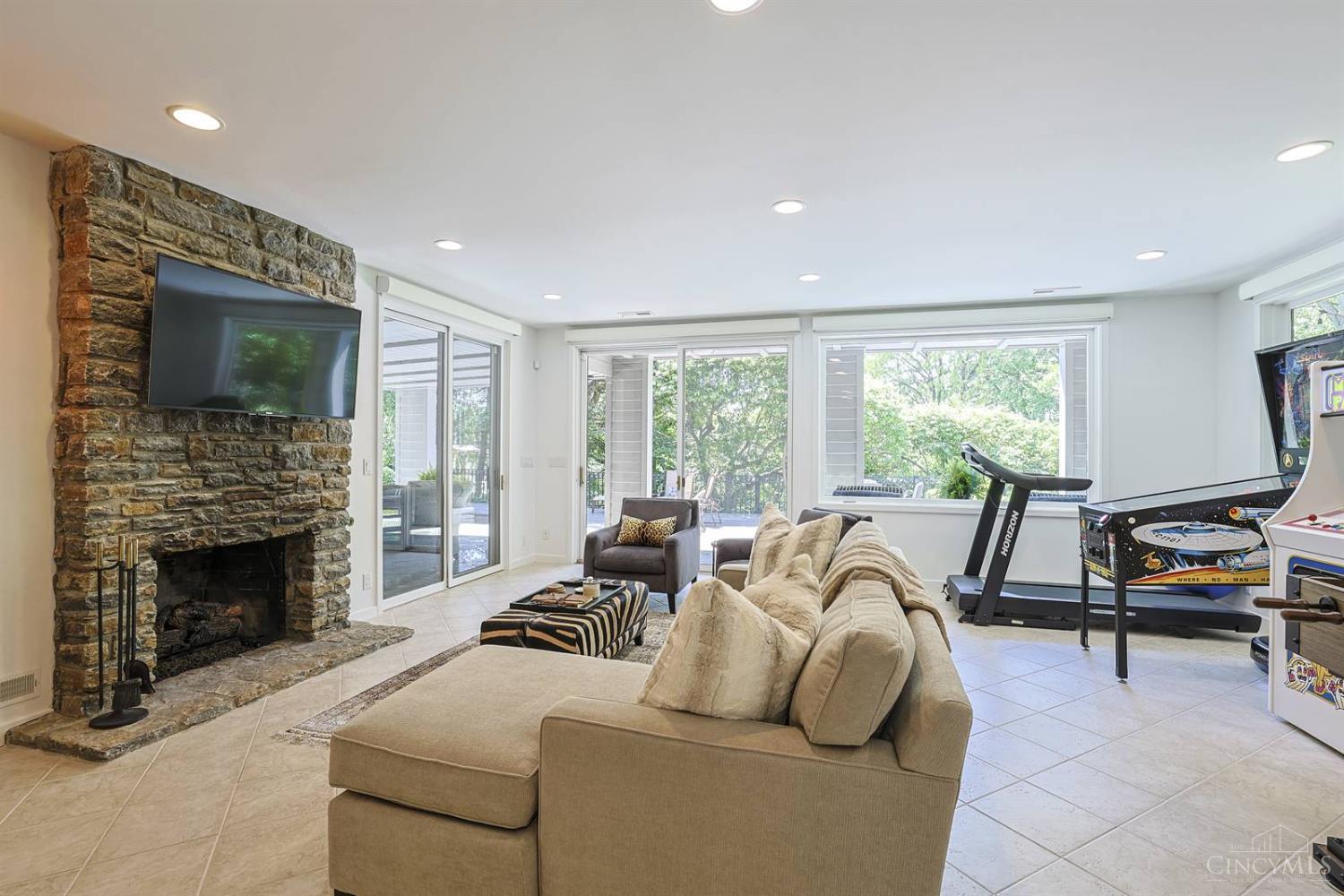20 Grandin Lane, Cincinnati, OH, 45208 — photo 31