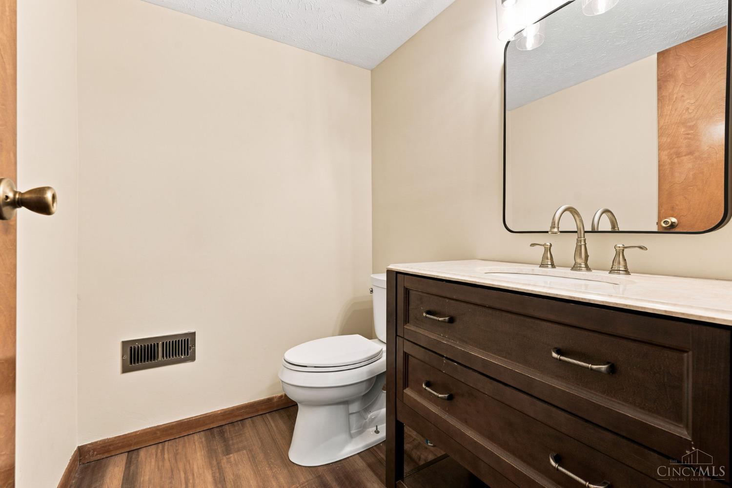 5317 Hickory Trail Lane, Blue Ash, OH, 45242 — photo 20