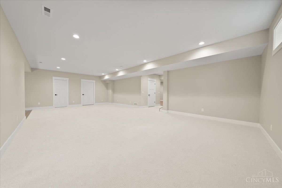 6695 Loveland Miamiville Road #B, Miami Twp, OH, 45140 — photo 12
