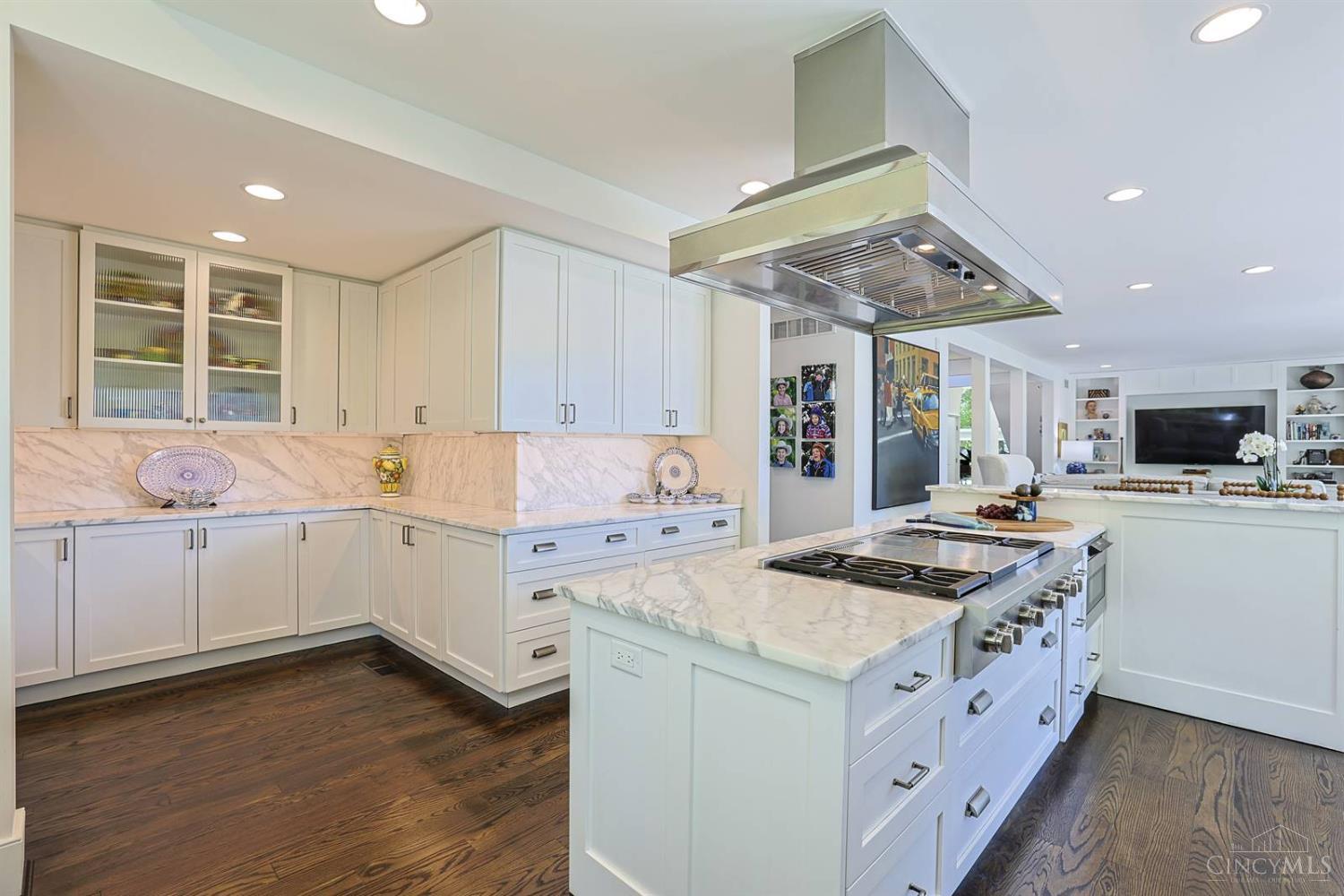 20 Grandin Lane, Cincinnati, OH, 45208 — photo 14