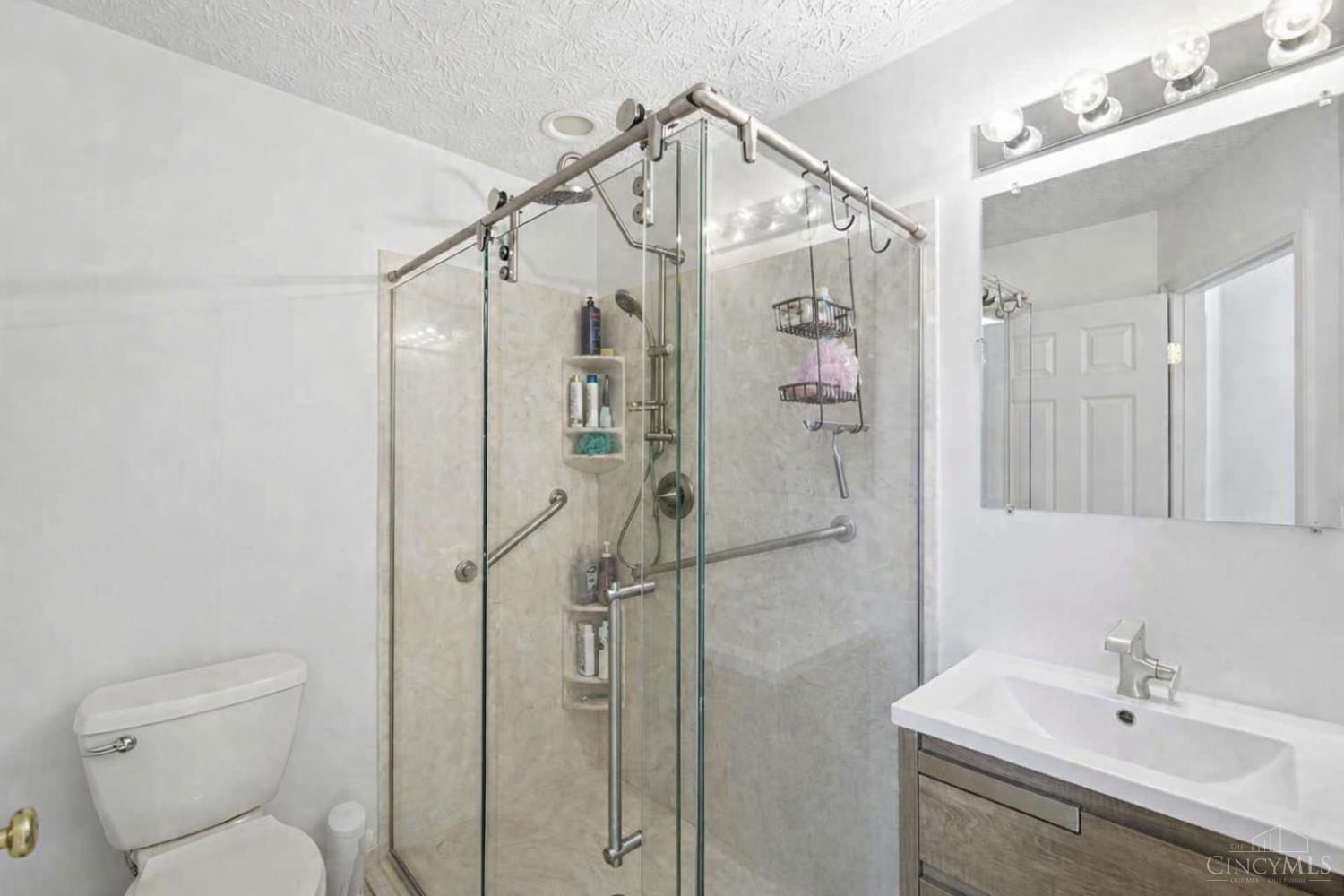 6359 Creekside Way, Fairfield Twp, OH, 45011 — photo 18