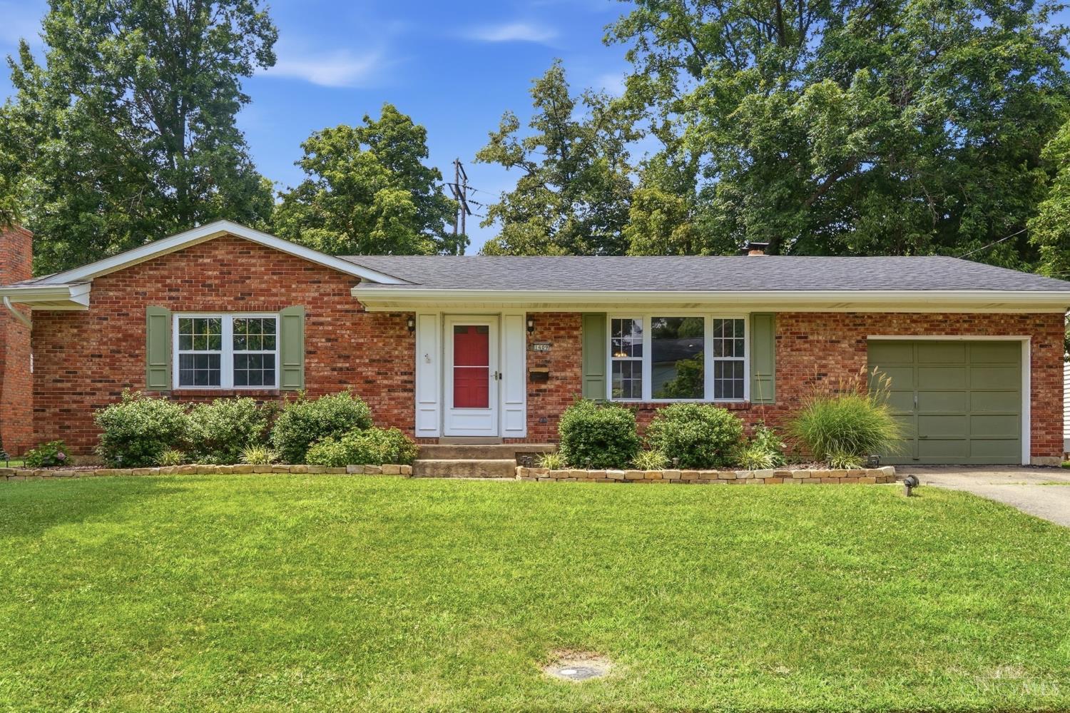 Homes for sale in Cincinnati, OH | 1409 Meadowbright Ln, Cincinnati, OH 45230 | MLS# 1883293