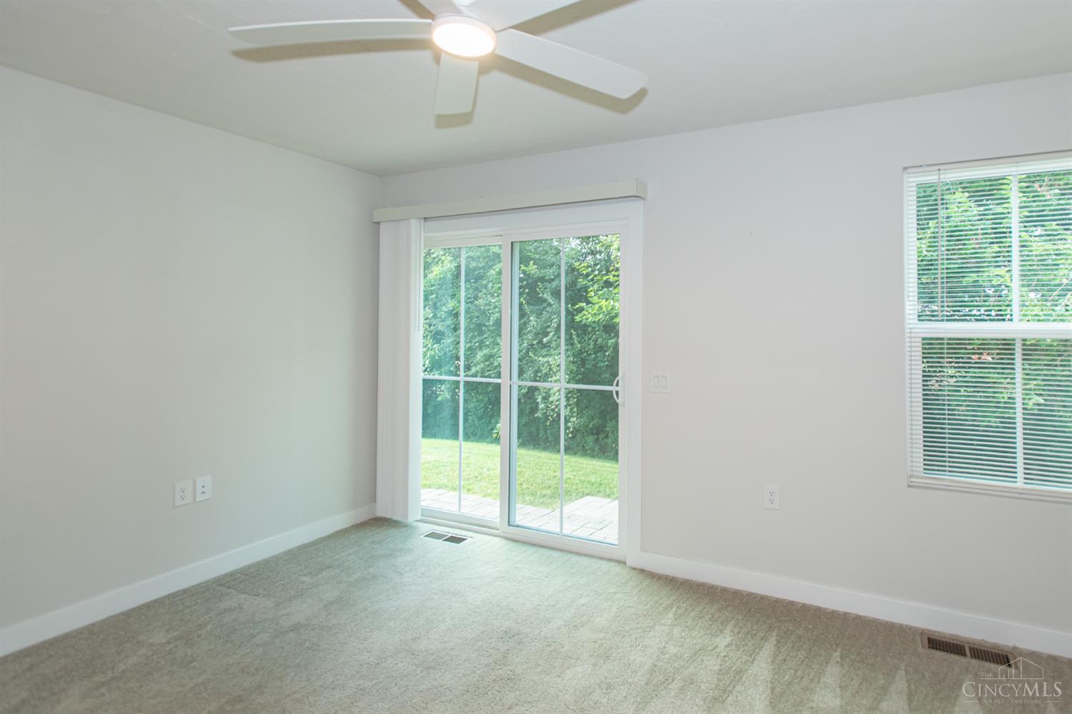 6639 Crystal Harbour Drive, Middletown, OH, 45042 — photo 14