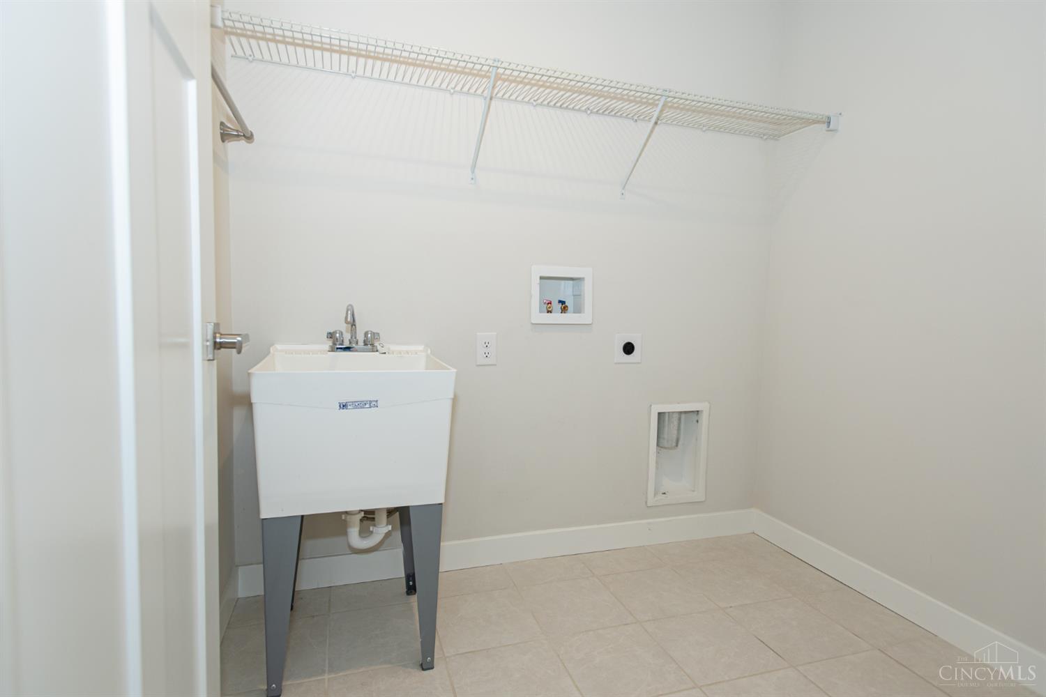 6639 Crystal Harbour Drive, Middletown, OH, 45042 — photo 33