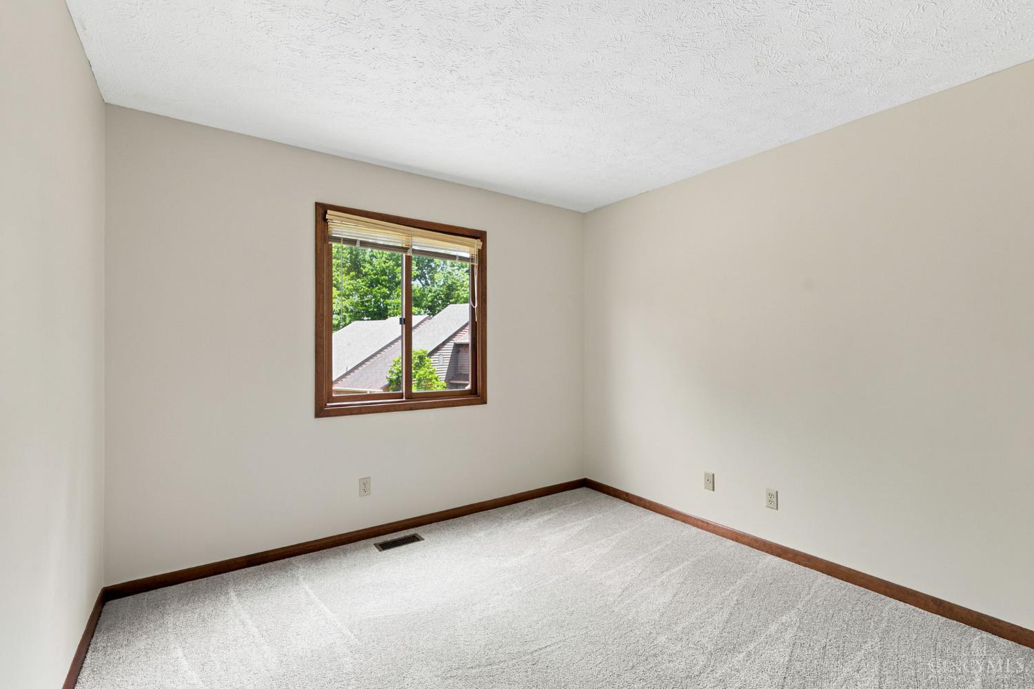 5317 Hickory Trail Lane, Blue Ash, OH, 45242 — photo 34