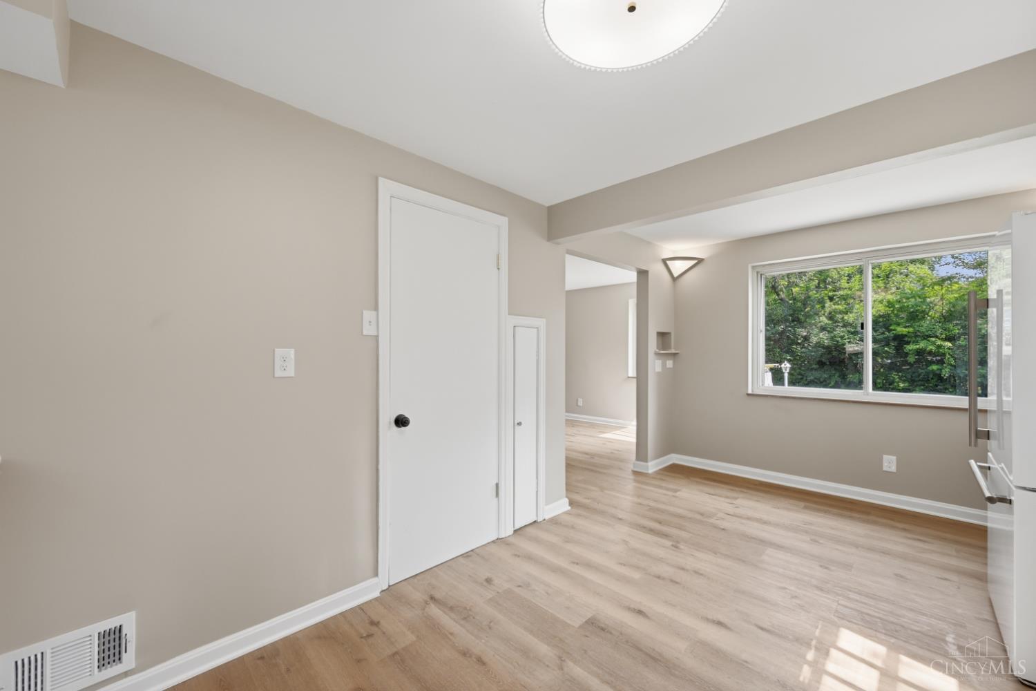 2879 St Catherine Place, Cincinnati, OH, 45211 — photo 5
