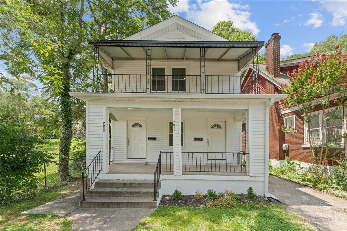 Homes for sale in Cincinnati, OH | 2011 Highland Ave, Cincinnati, OH 45219 | MLS# 1886319