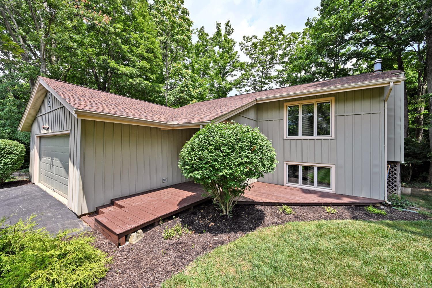 Homes for sale in Milford, OH | 5718 Willnean Dr, Milford, OH 45150 | MLS# 1886395