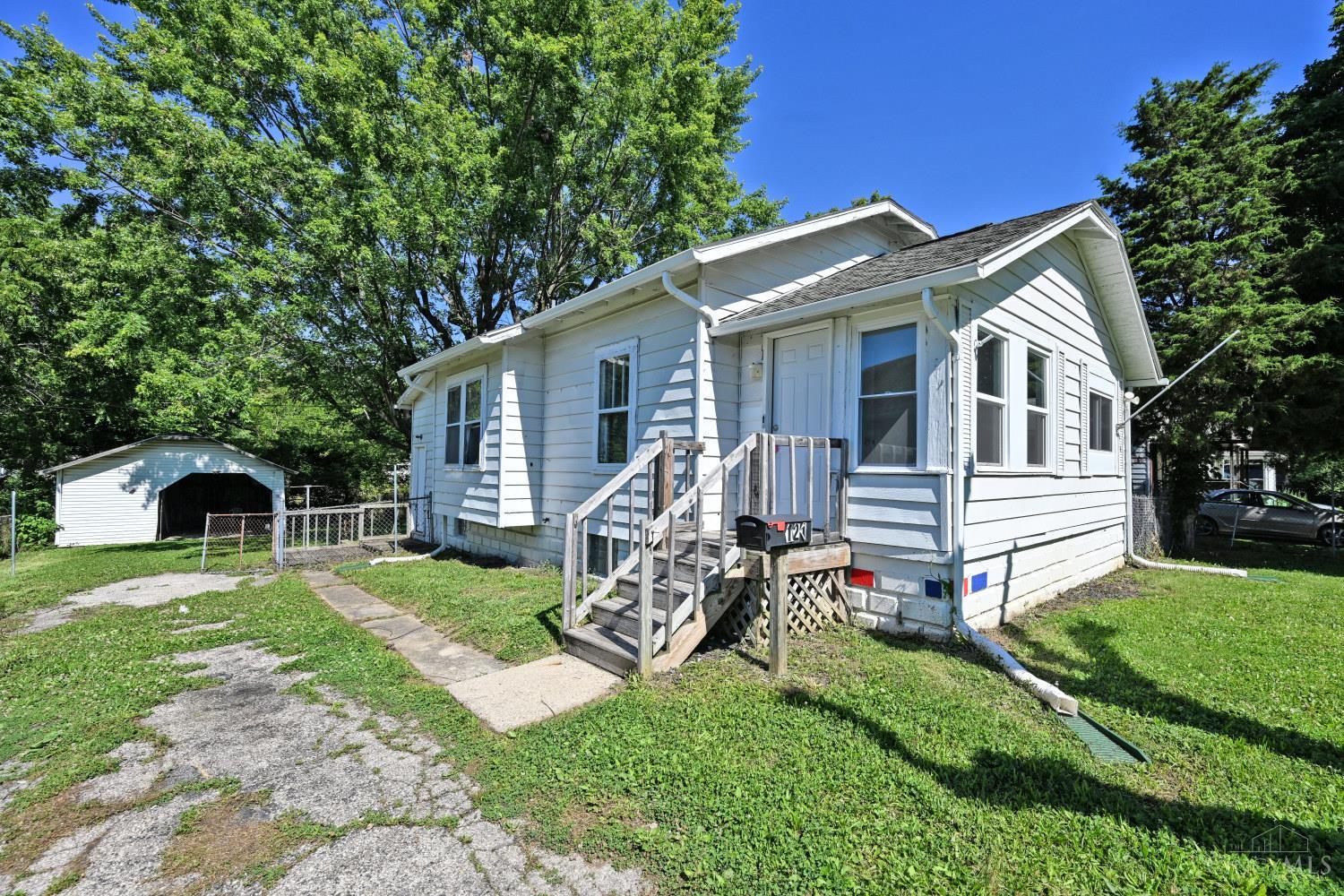 121 West End Avenue, Jefferson Twp, OH, 45417 — photo 2