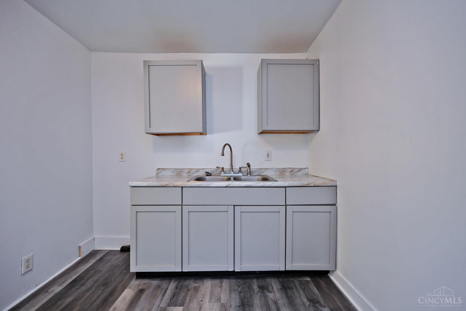 121 West End Avenue, Jefferson Twp, OH, 45417 — photo 14