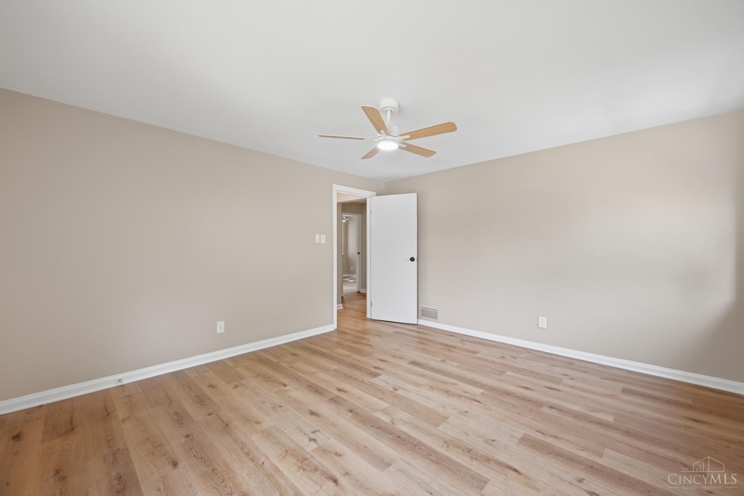 2879 St Catherine Place, Cincinnati, OH, 45211 — photo 16