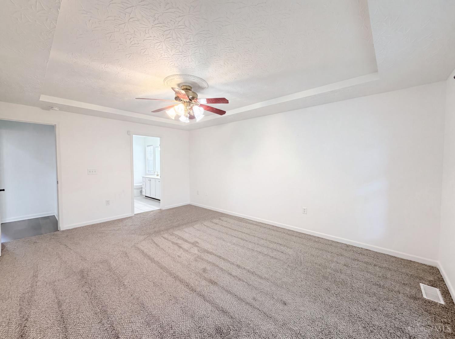 9212 Cedar Gate Drive, Deerfield Twp., OH, 45140 — photo 4