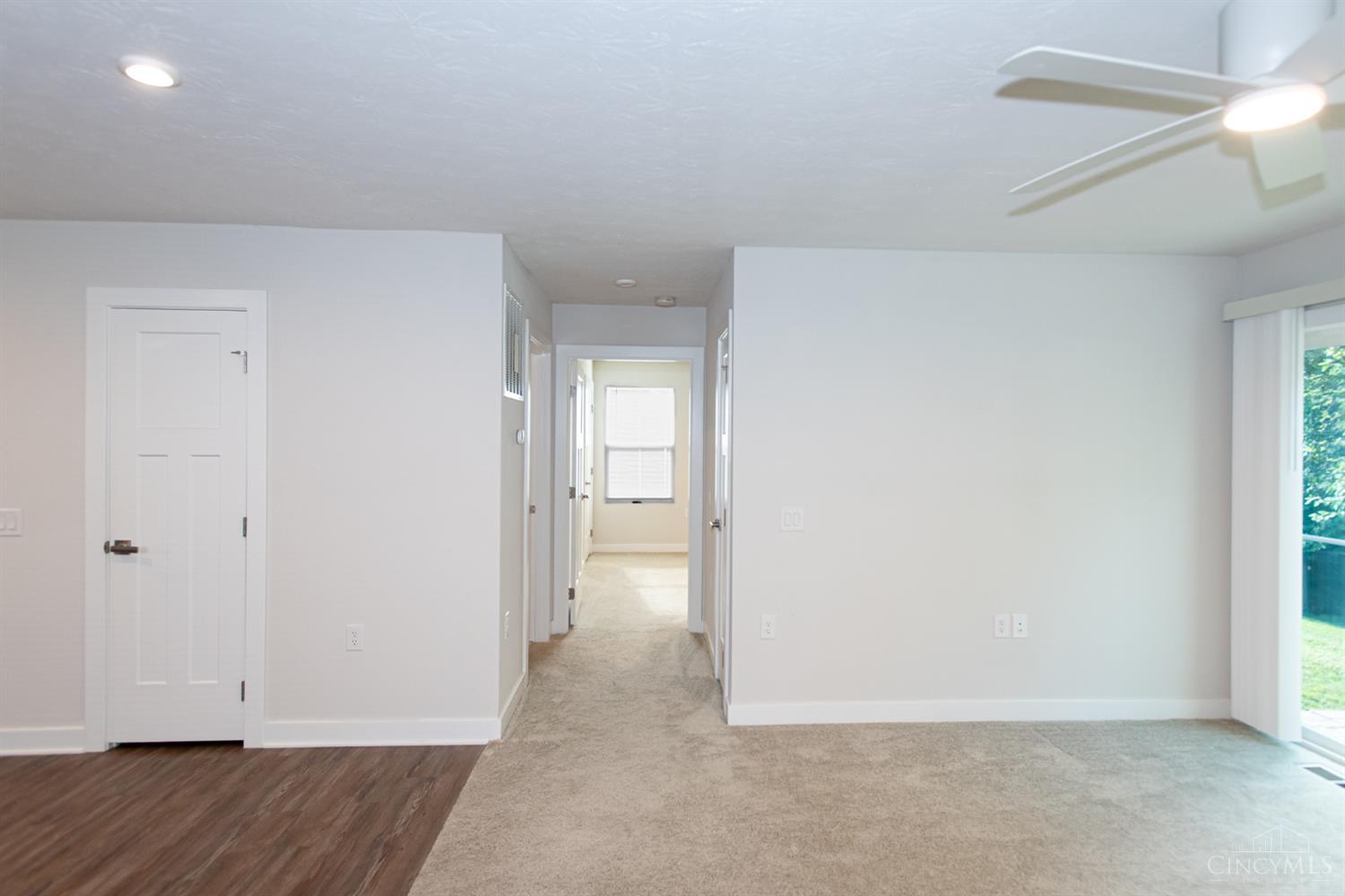 6639 Crystal Harbour Drive, Middletown, OH, 45042 — photo 15