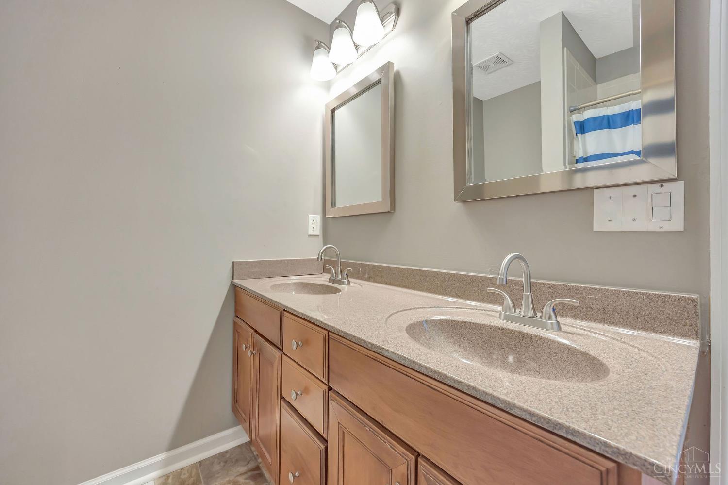 4381 Lighthouse Lane, West Chester, OH, 45069 — photo 36