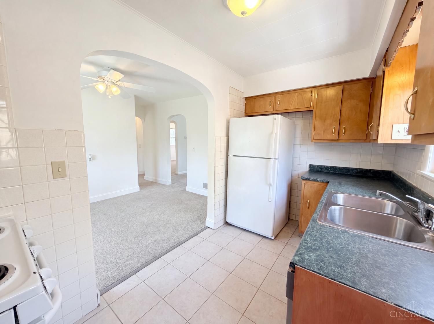 5476 Edalbert Drive, Green Twp, OH, 45239 — photo 11