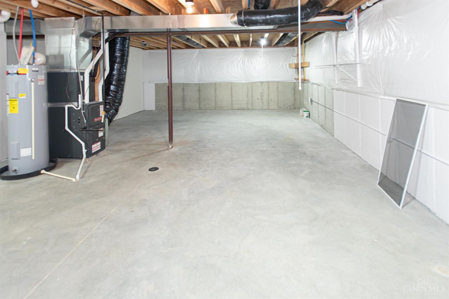6639 Crystal Harbour Drive, Middletown, OH, 45042 — photo 31