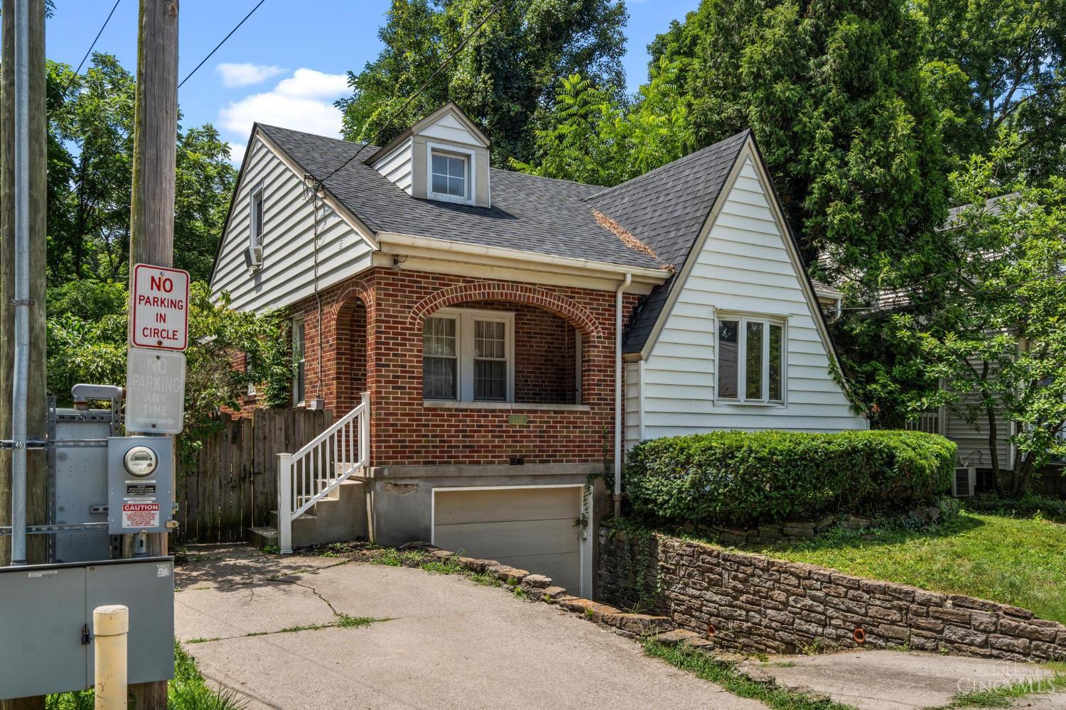 3445 Oak View Place, Cincinnati, OH, 45209 — photo 3
