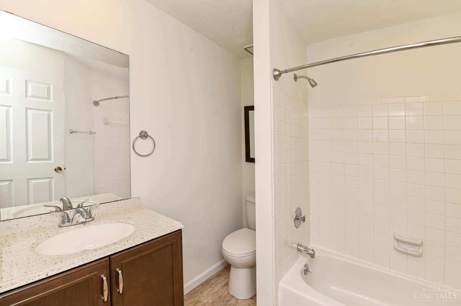 11528 Symmes Gate Lane, Symmes Twp, OH, 45249 — photo 13