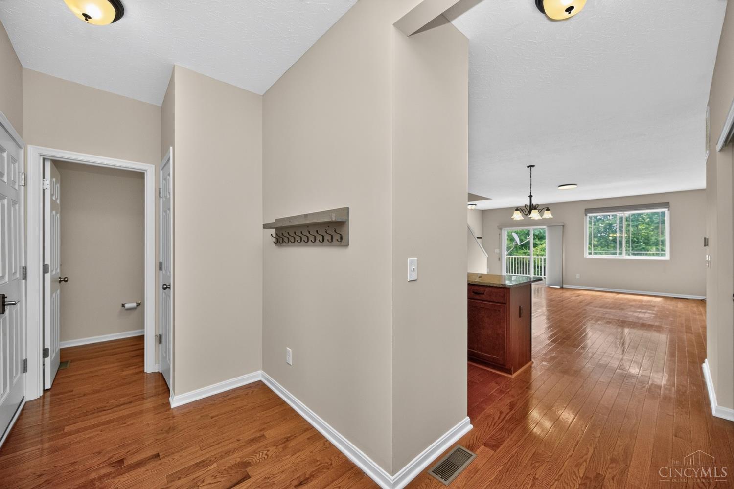 9570 Greenery Court, Deerfield Twp., OH, 45140 — photo 4