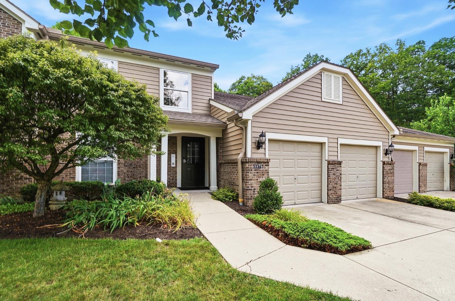 Homes for sale in Milford, OH | 5878 Stonebridge Cir #104, Milford, OH 45150 | MLS# 1885110