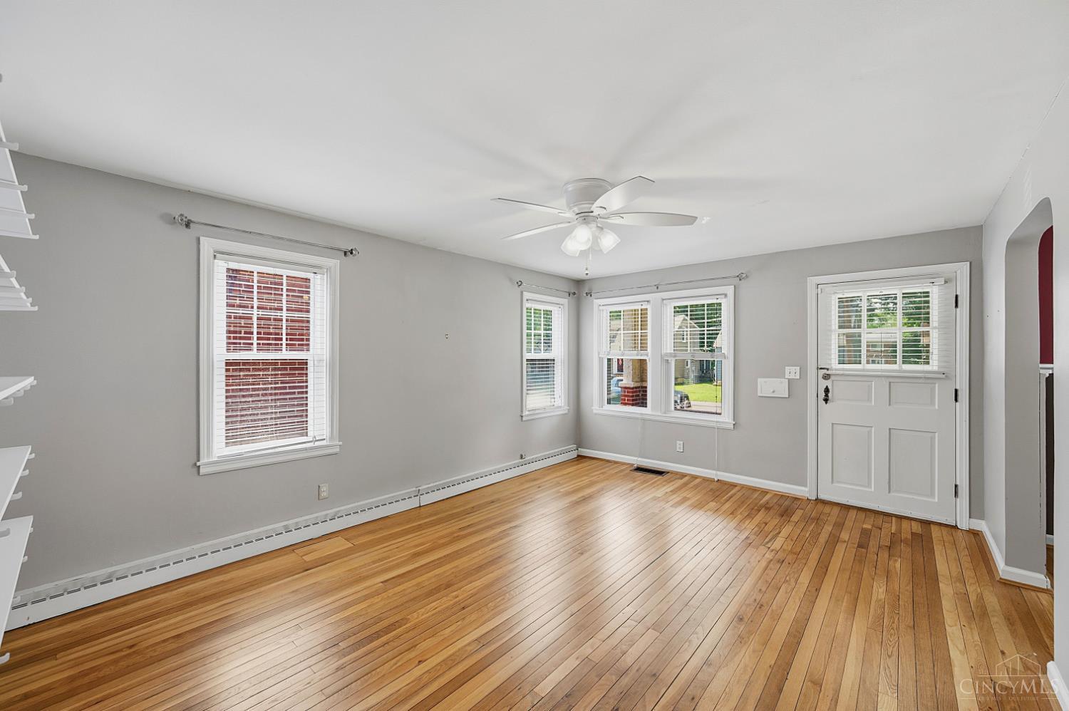 6420 Girard Avenue, Cincinnati, OH, 45213 — photo 4
