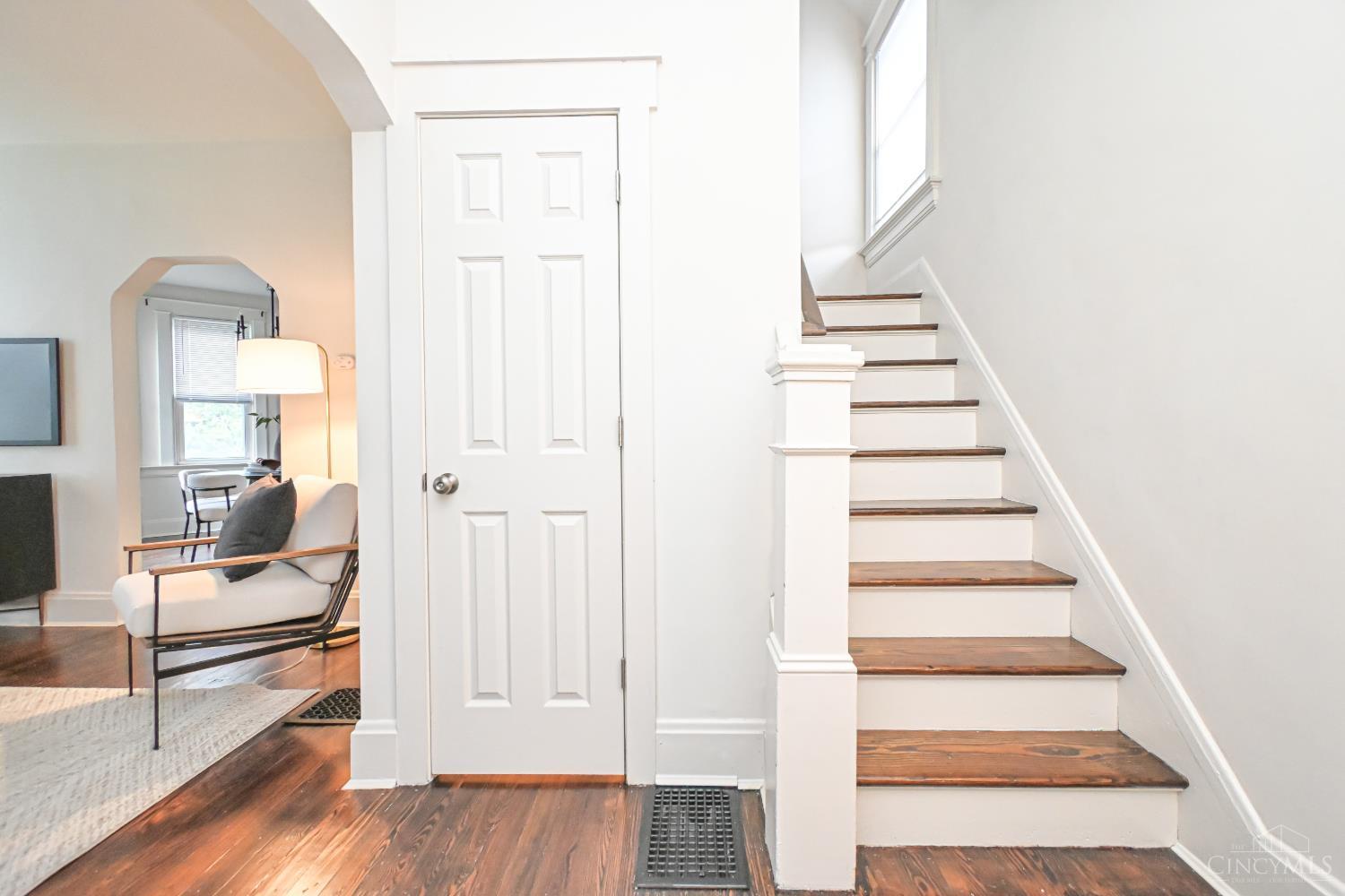 3939 Delmar Avenue, Cheviot, OH, 45211 — photo 4