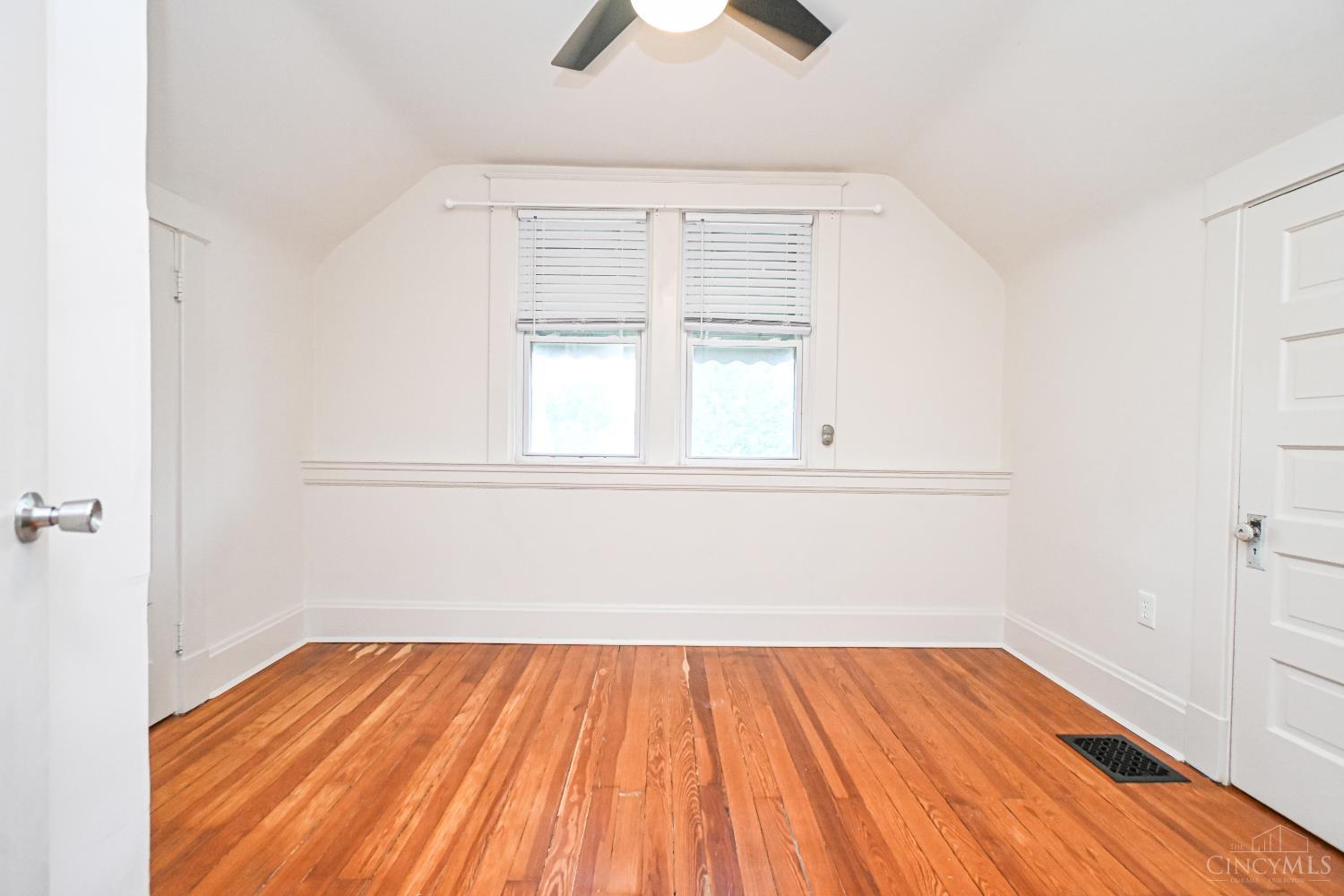 3939 Delmar Avenue, Cheviot, OH, 45211 — photo 17