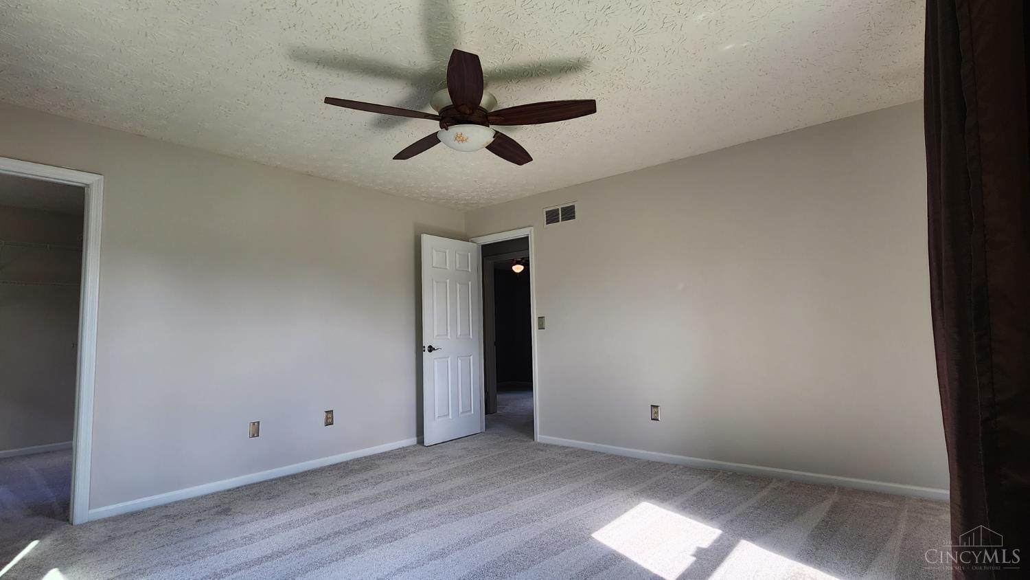 1289 Sandwood Drive, Goshen Twp, OH, 45140 — photo 16