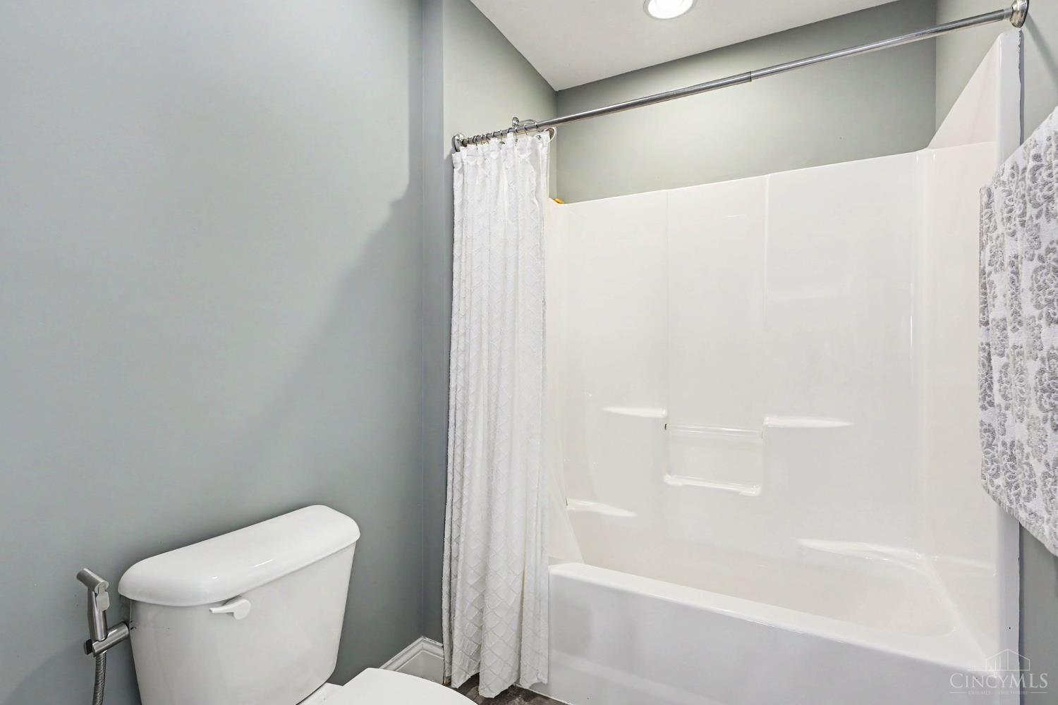 1350 Clydesdale Court, Washington Twp, OH, 45458 — photo 25