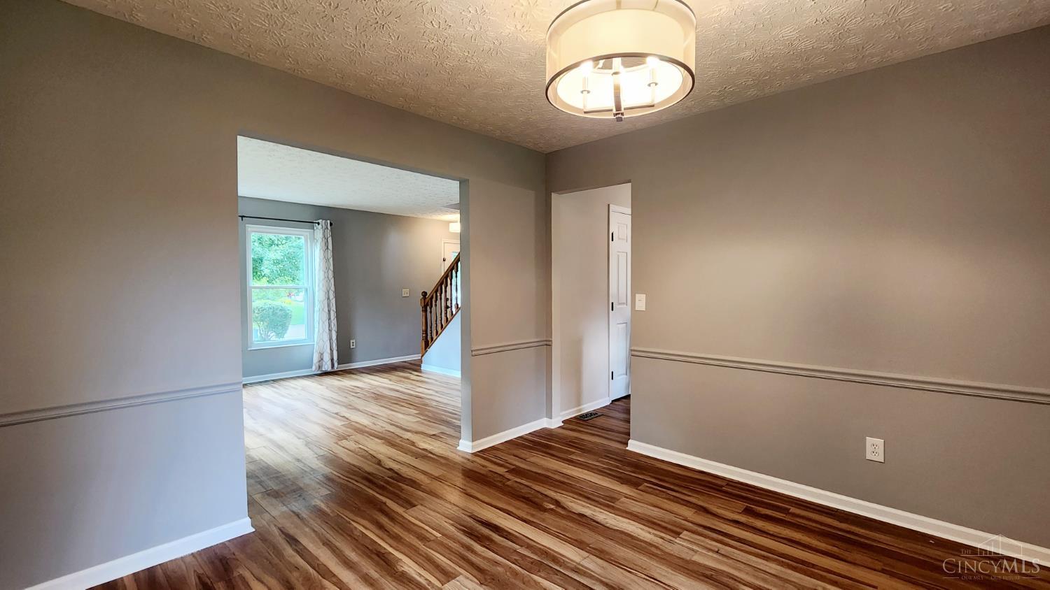 1289 Sandwood Drive, Goshen Twp, OH, 45140 — photo 7