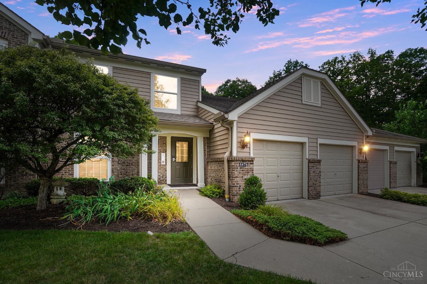 Homes for sale in Milford, OH | 5878 Stonebridge Cir #104, Milford, OH 45150 | MLS# 1885110