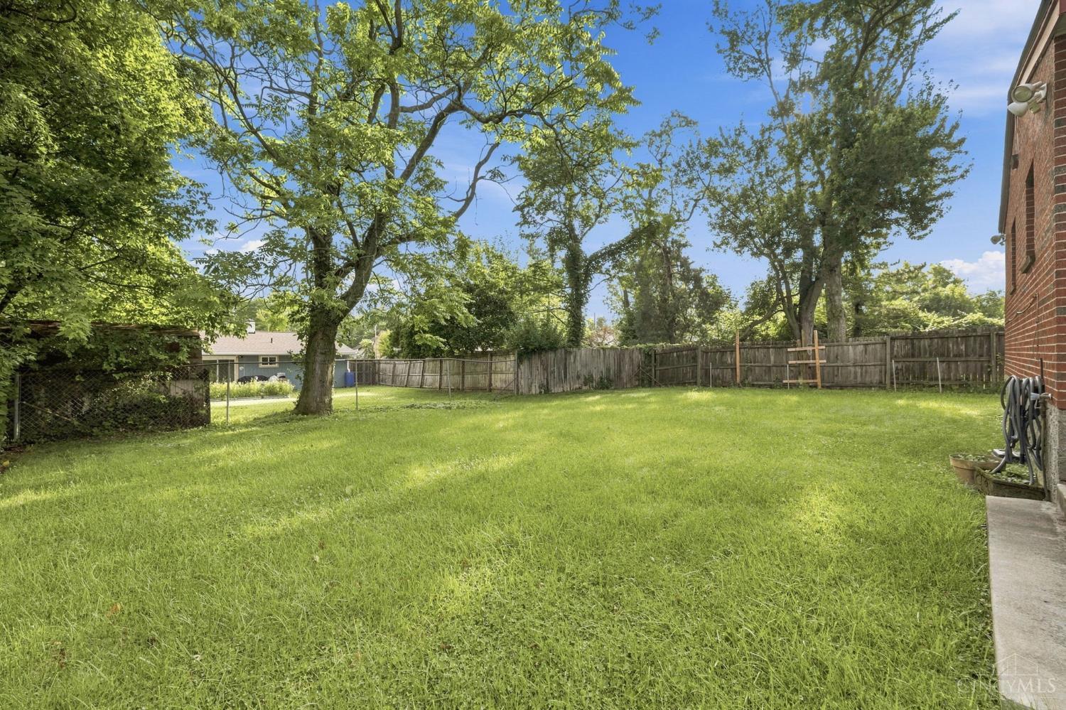 950 Vacationland Drive, Springfield Twp., OH, 45231 — photo 5