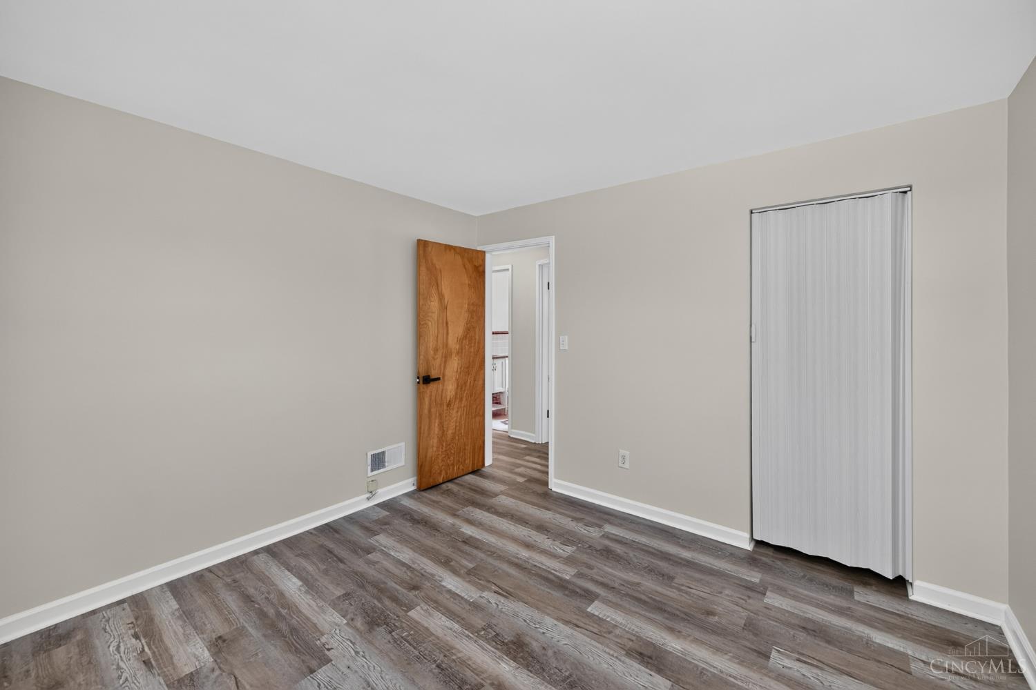 518 Rentz Place, Delhi Twp, OH, 45238 — photo 31