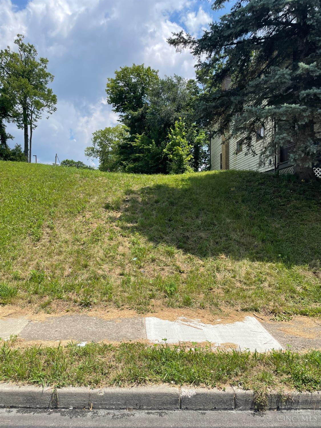 960 Wells Street, Cincinnati, OH, 45205 — photo 3