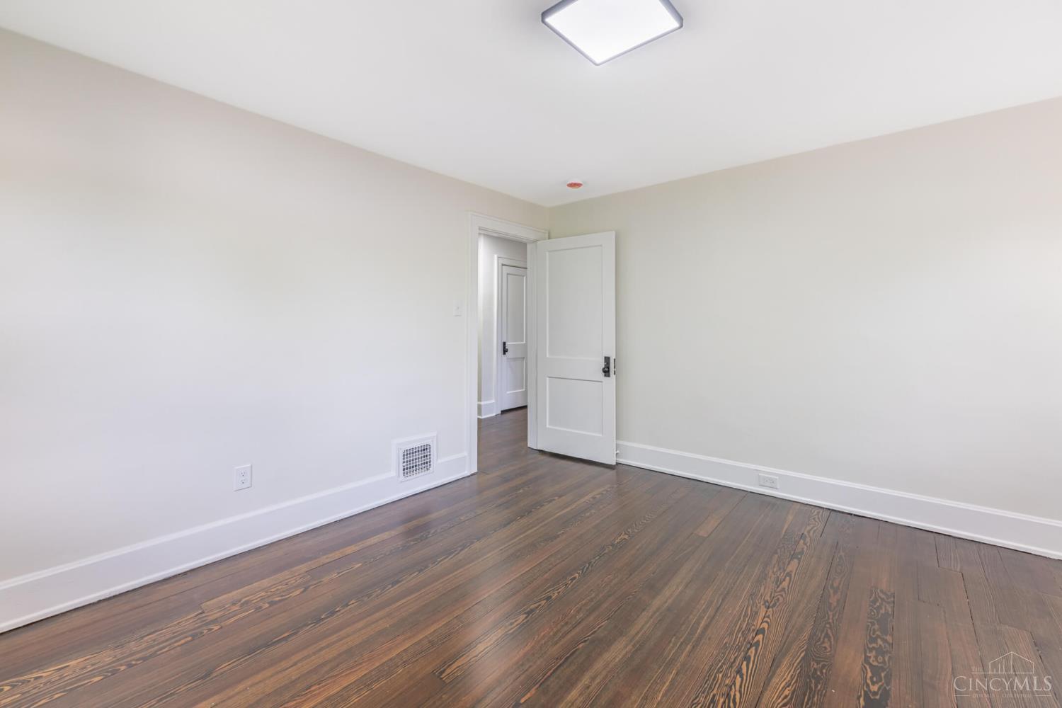 349 Center Street, Miami Twp, OH, 45147 — photo 14