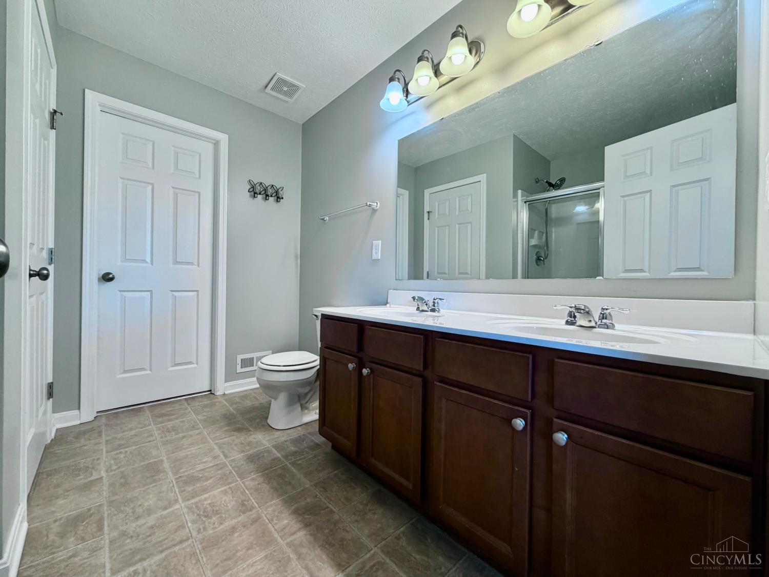 692 Hafton Court, Maineville, OH, 45039 — photo 16