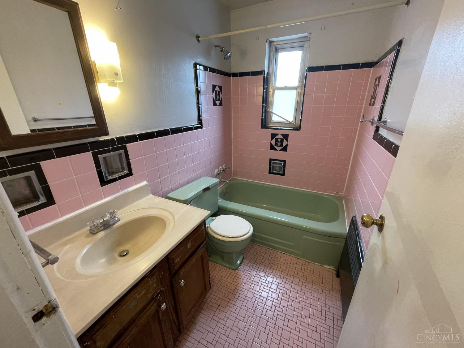 808 Schiff Avenue, Cincinnati, OH, 45205 — photo 29