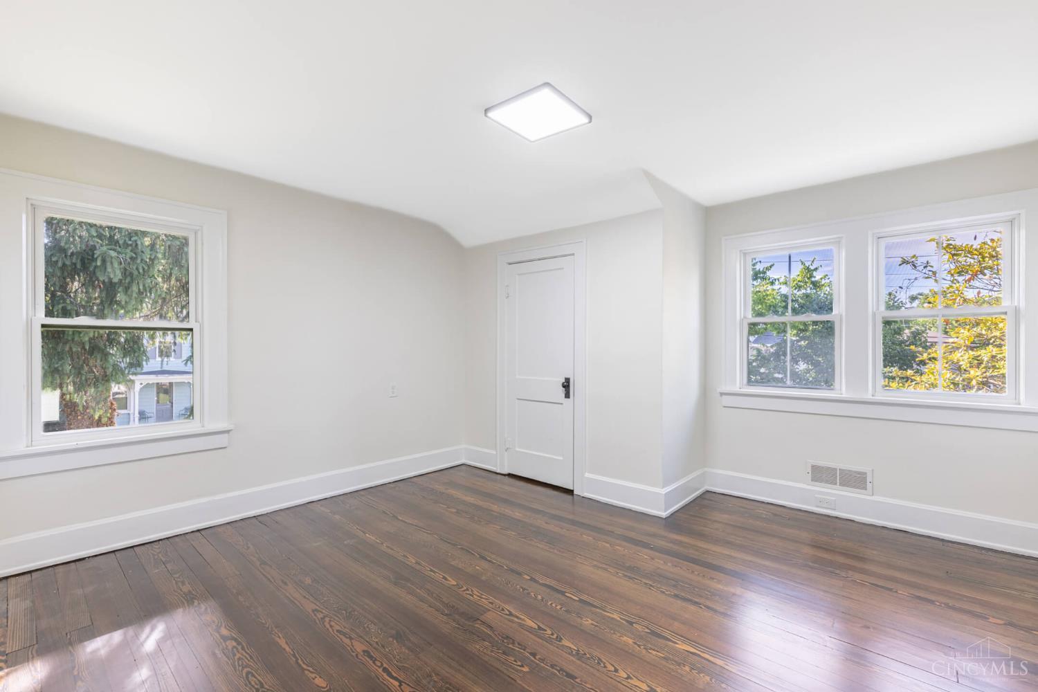 349 Center Street, Miami Twp, OH, 45147 — photo 15