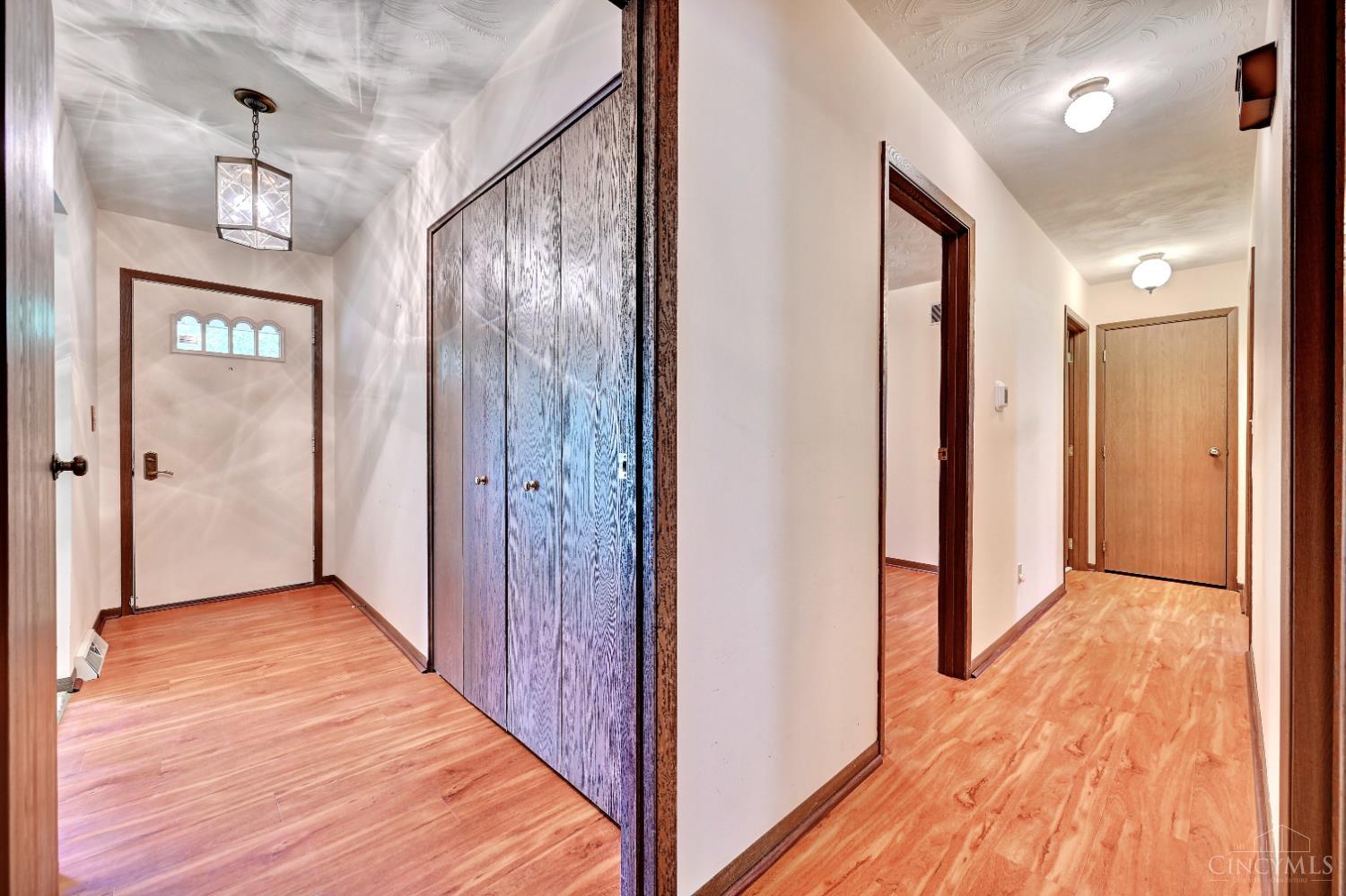 8043 Dimmick Road, West Chester, OH, 45241 — photo 17