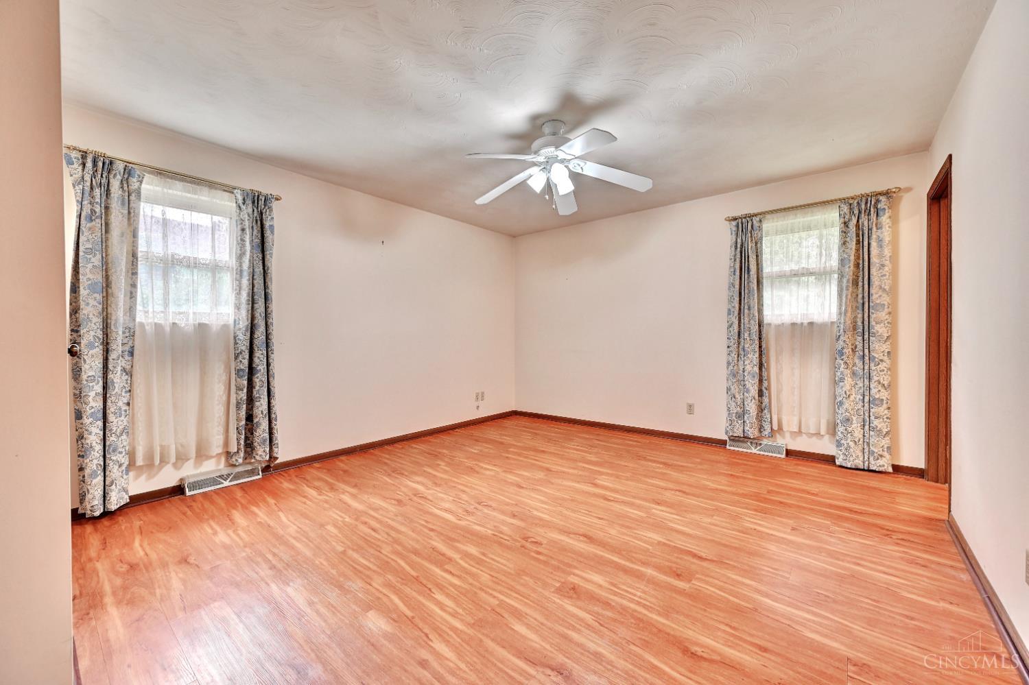 8043 Dimmick Road, West Chester, OH, 45241 — photo 12