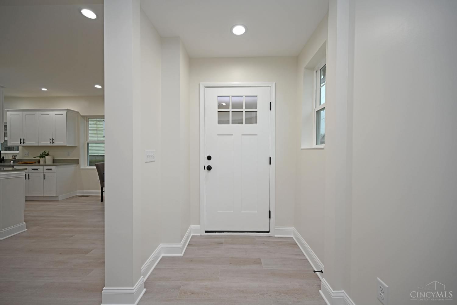 5748 Bramble Avenue, Cincinnati, OH, 45227 — photo 5