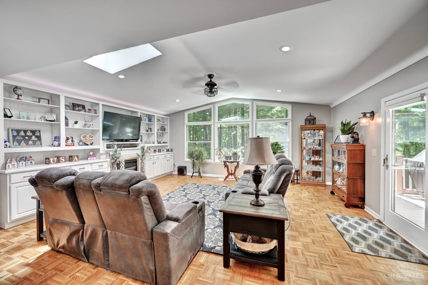 6427 Visitation Drive, Green Twp, OH, 45248 — photo 9