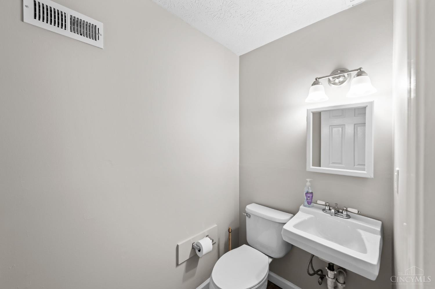1299 Woodville Pike, Miami Twp, OH, 45150 — photo 25
