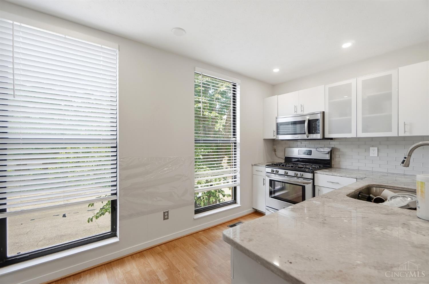 1008 John Street, Cincinnati, OH, 45203 — photo 10