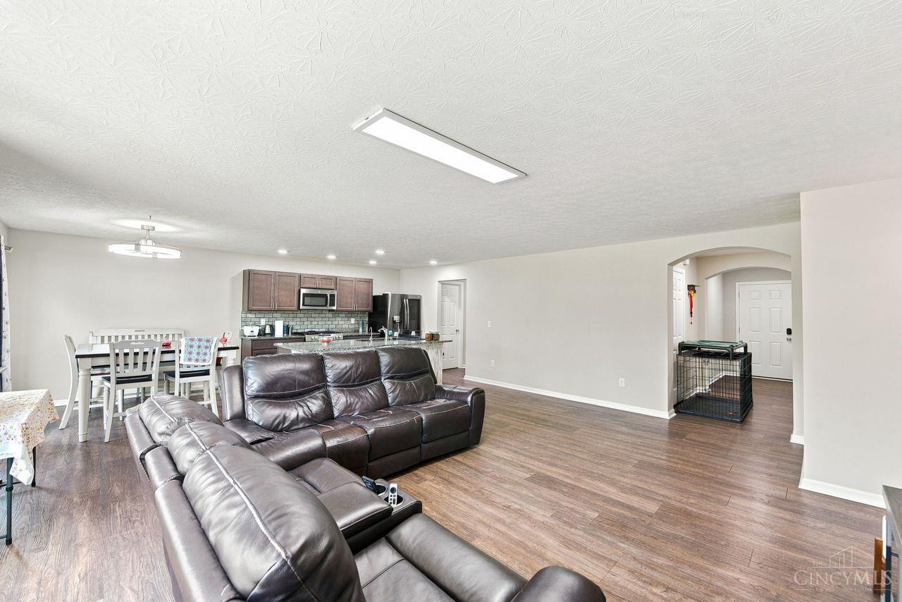 2726 Leonardo Way, Middletown, OH, 45005 — photo 8
