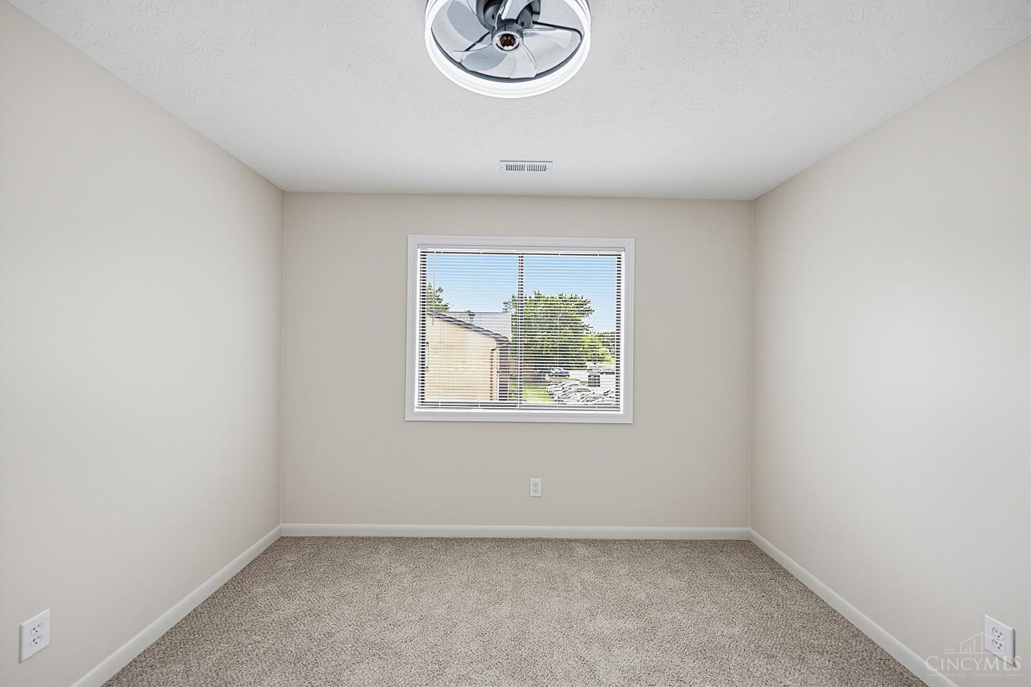 9516 Woodland Hills Drive, West Chester, OH, 45011 — photo 18
