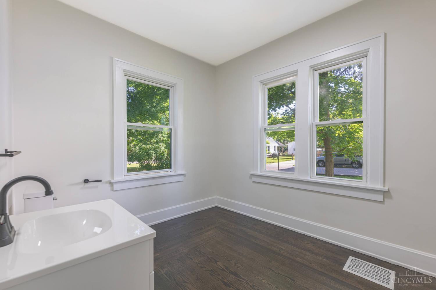 349 Center Street, Miami Twp, OH, 45147 — photo 21
