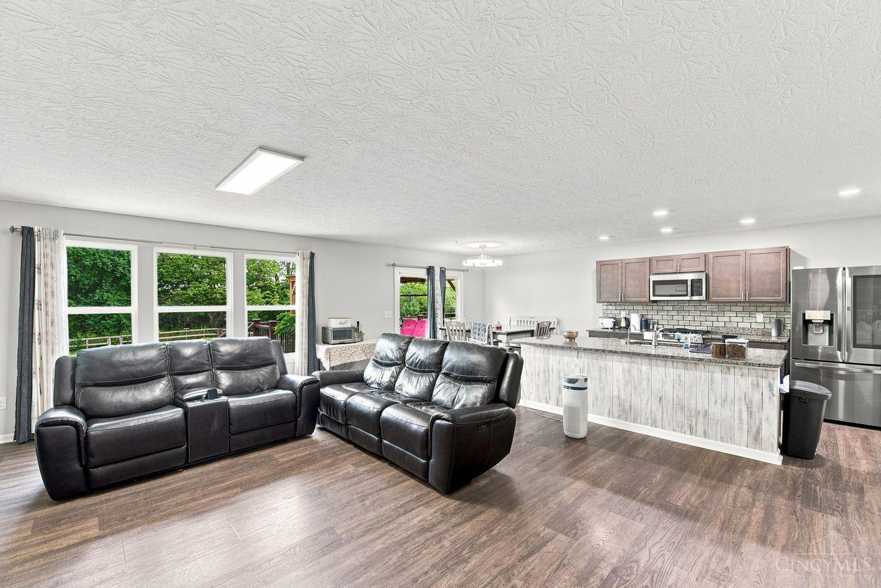 2726 Leonardo Way, Middletown, OH, 45005 — photo 10