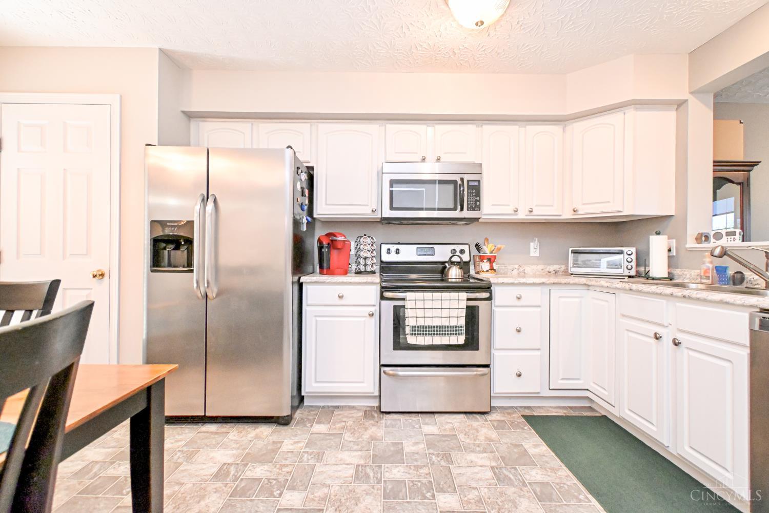 5795 Heights Court, Green Twp, OH, 45247 — photo 9