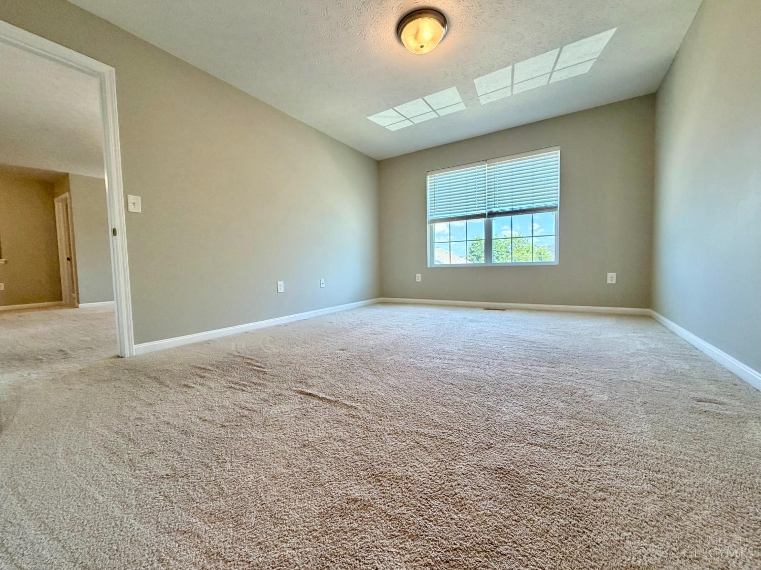 692 Hafton Court, Maineville, OH, 45039 — photo 18